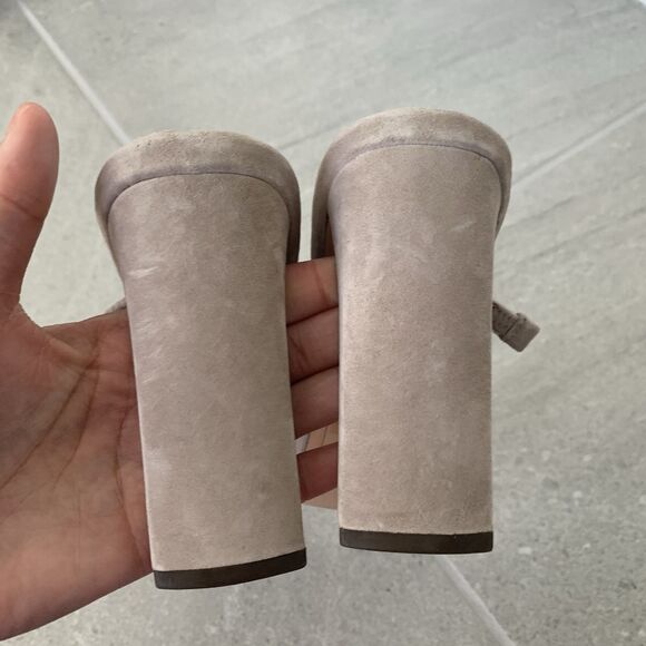 Bcbg Generation Size 8.5 Beige Suede Two Strap Open Toe Sandals With Block Heel - Picture 5 of 7